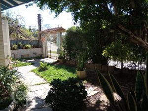 Image 28 - 285430