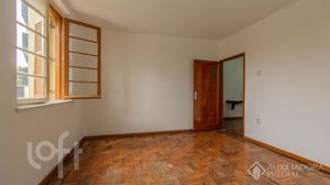 Image 15 - 285456