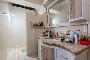 Image 8 - 285585