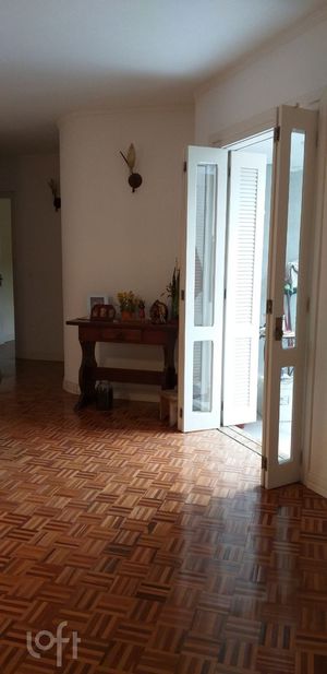 Image 5 - 285832