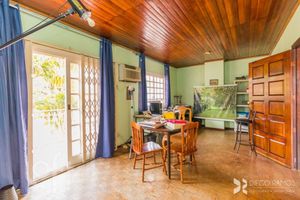 Image 18 - 286130