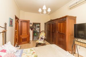 Image 10 - 286130