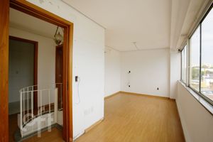 Image 10 - 286376