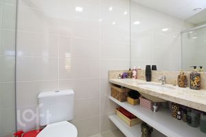 Image 19 - 287047