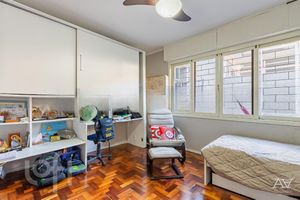 Image 17 - 287318