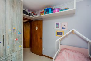 Image 23 - 287483