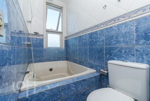 Image 35 - 288140