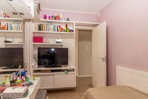 Image 19 - 288173