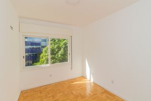 Image 14 - 288182