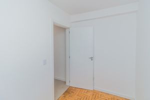 Image 32 - 288182