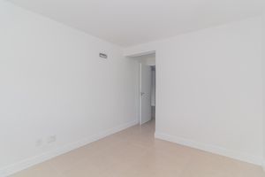 Image 15 - 288264