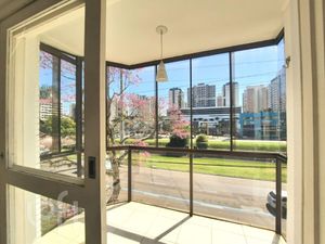 Image 1 - 288305