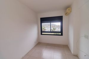 Image 15 - 288335