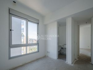 Image 3 - 288944