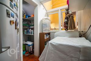 Image 19 - 289042