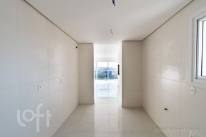 Image 32 - 289228