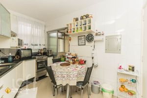 Image 13 - 289395