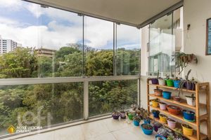 Image 2 - 289395