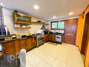 Image 11 - 289668
