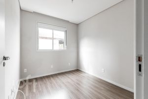 Image 19 - 289805