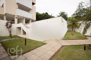 Image 21 - 289920