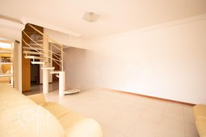 Image 17 - 289920