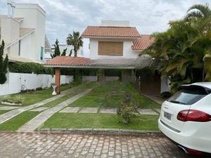 Image 17 - 290079