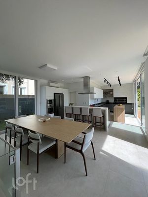 Image 18 - 290424