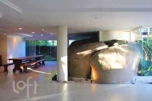 Image 10 - 290429