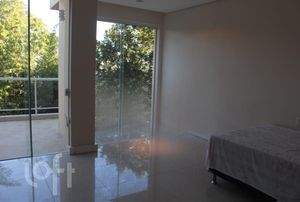 Image 21 - 290429