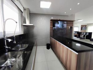 Image 24 - 290464
