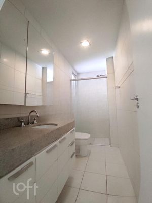 Image 19 - 290561
