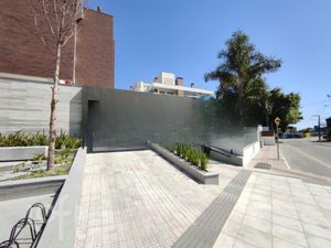 Image 24 - 290566