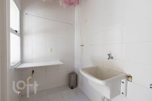 Image 15 - 290948