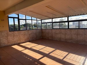 Image 15 - 290990