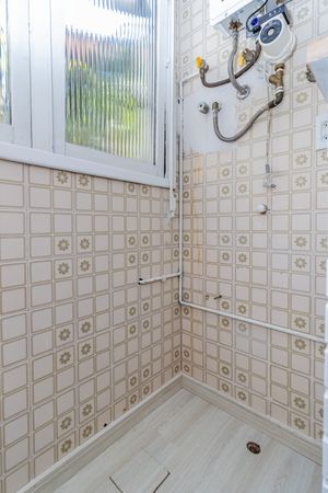 Image 17 - 291119