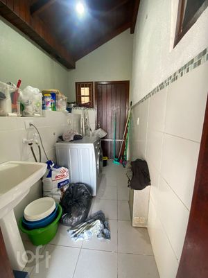 Image 20 - 291120