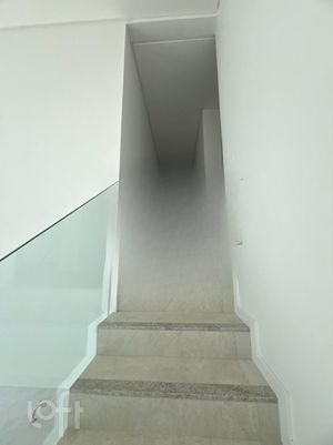 Image 20 - 291353