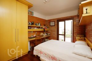 Image 21 - 292248