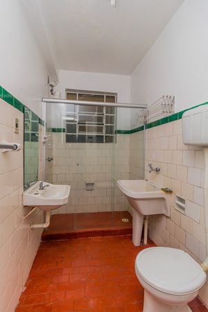 Image 8 - 292400