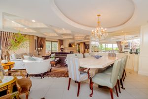 Image 11 - 292770