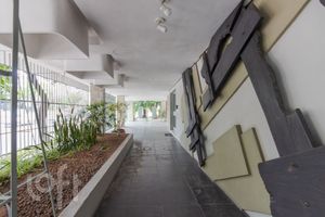 Image 27 - 292902