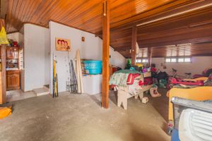 Image 33 - 292970