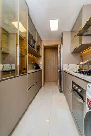 Image 14 - 293000