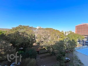 Image 28 - 293028