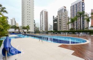 Image 17 - 293200