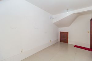 Image 39 - 293258