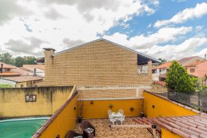 Image 24 - 293306