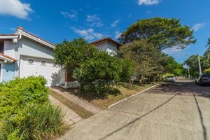 Image 1 - 293320