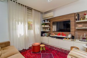 Image 4 - 293322